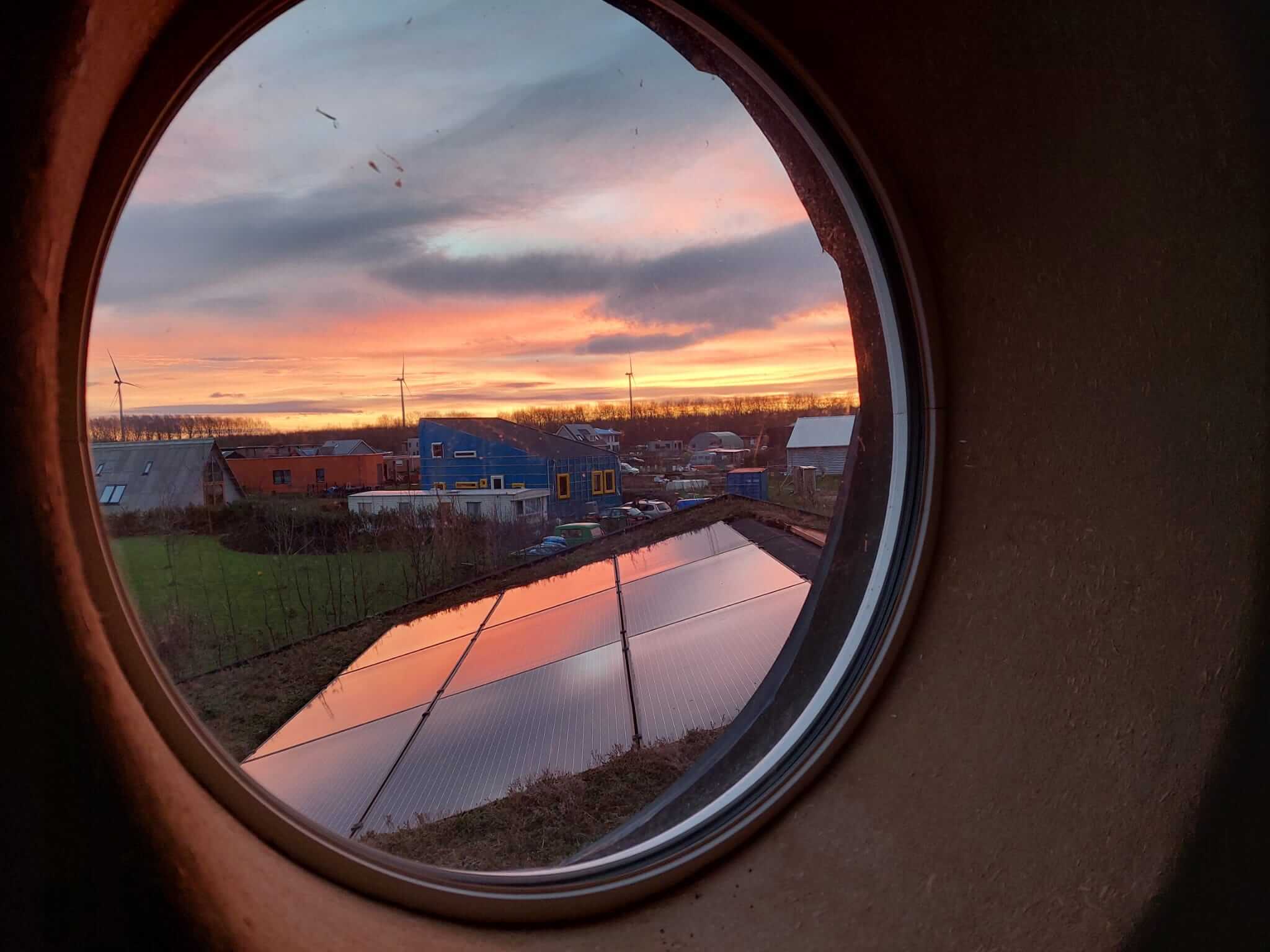 houtbouw-rietdendak-ecologische-villa-architectuur-architect17-