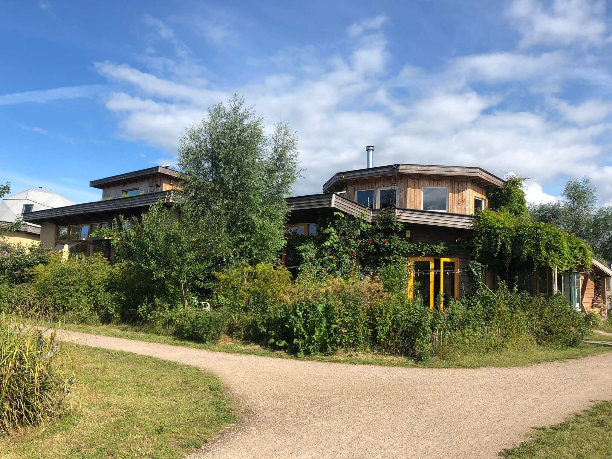 zelfvoorzienend aardewoningen olst architect