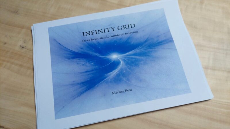 Michel Post werkt aan de afronding van zijn boek Infinity Grid, waarin architectuur, ruimte, geometrie en bewustzijn samenkomen.